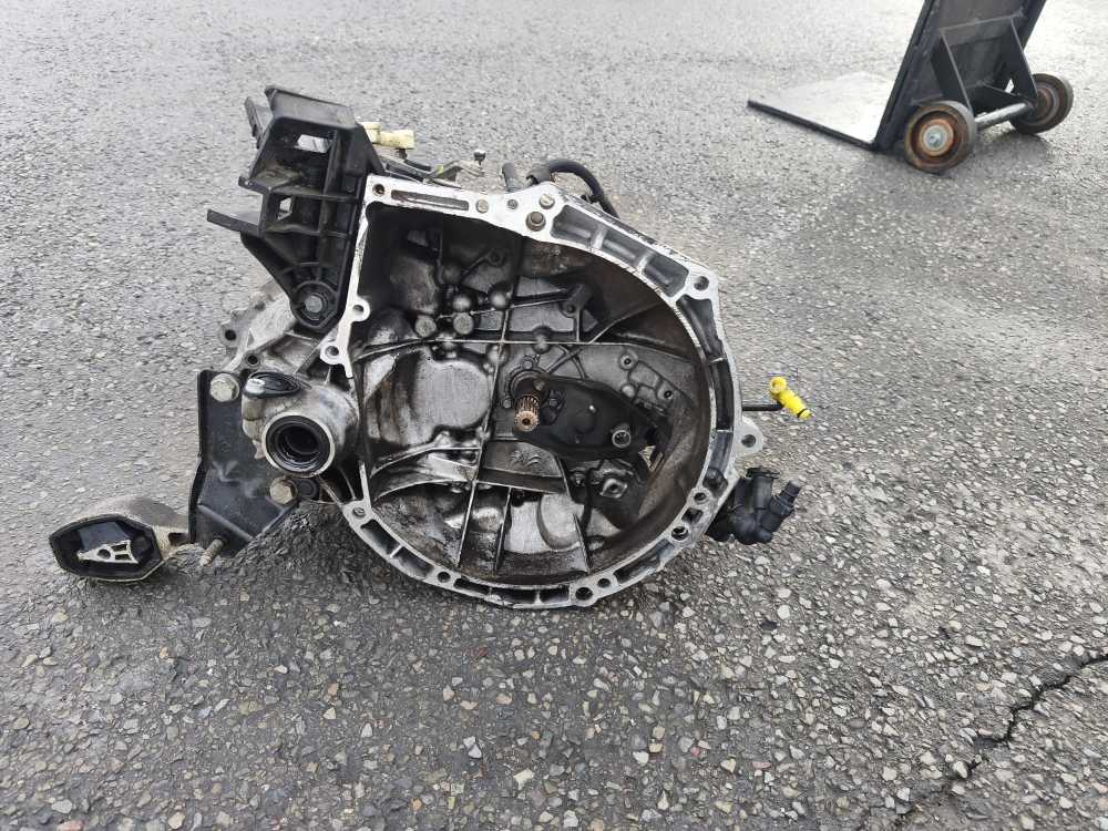 BOITE DE VITESSE MANUEL CITROEN/PEUGEOT  - Vue 2